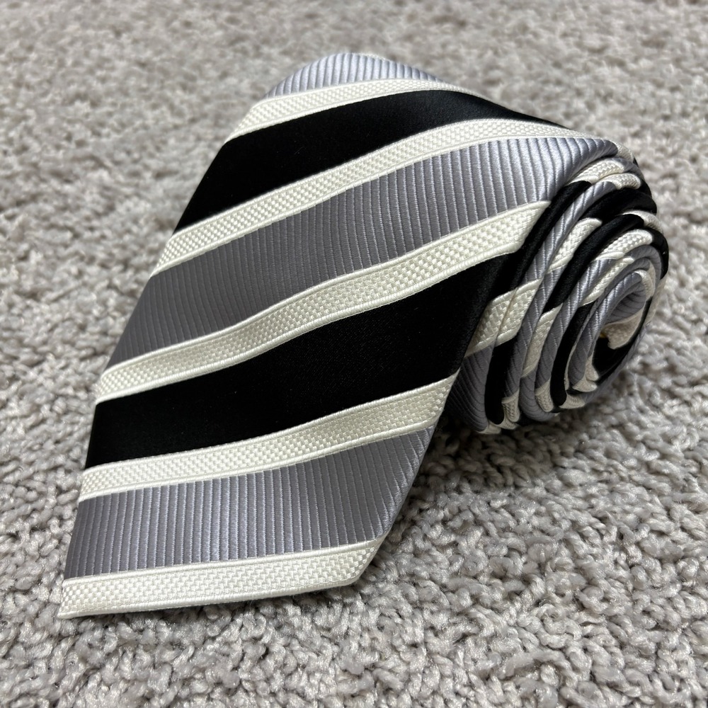 Donald J Trump Tie 3.5 x 59" Striped Silver Black 100% Silk Signature Collection